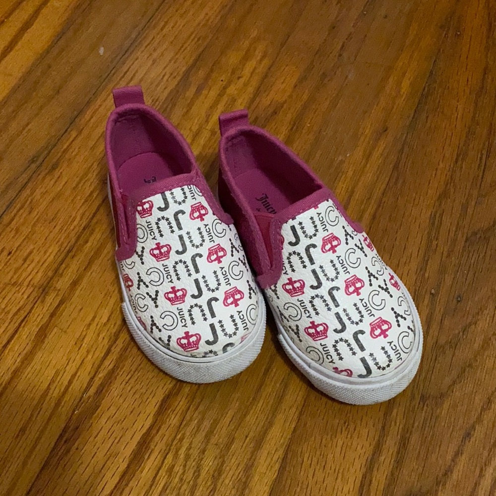 Juicy Couture Slip-On Sneaker